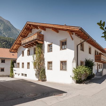 Myalps Historical Apartamento Oetz Exterior foto