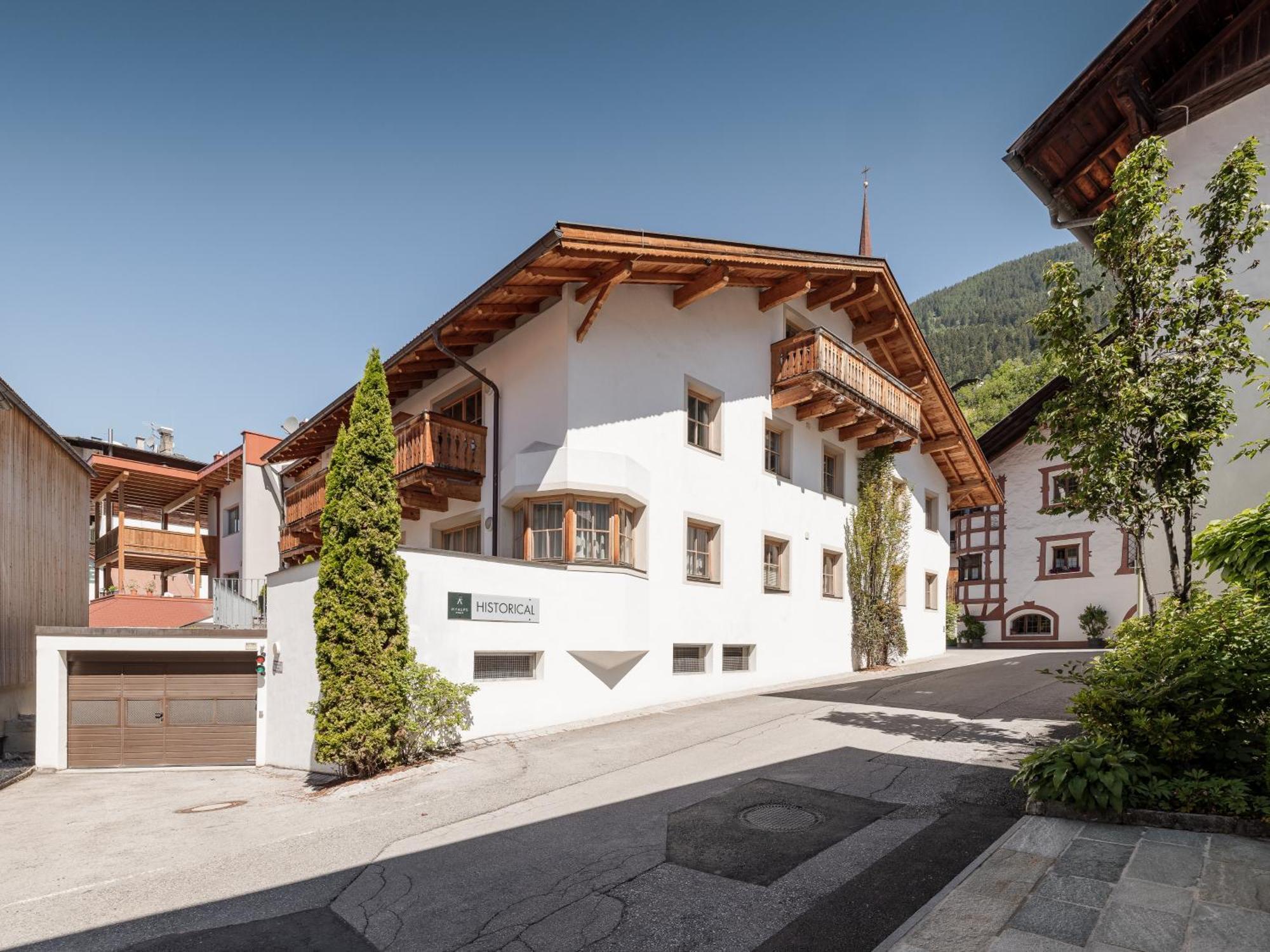 Myalps Historical Apartamento Oetz Exterior foto